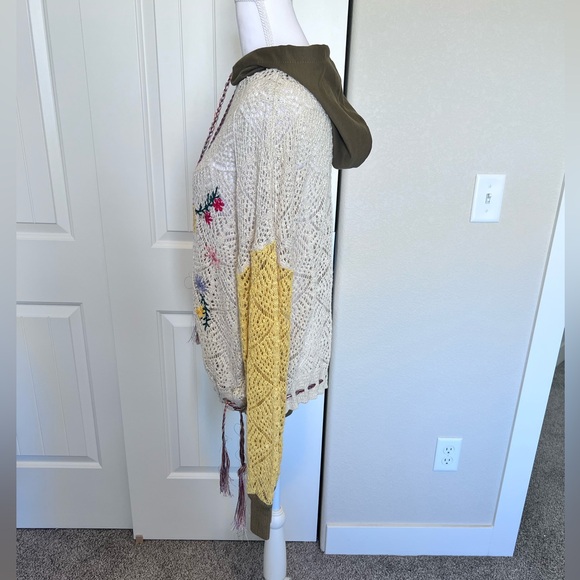 BellanBlue Crochet Detail Hoodie Floral Braided Rope Tassels at waist & neck - Picture 5 of 14